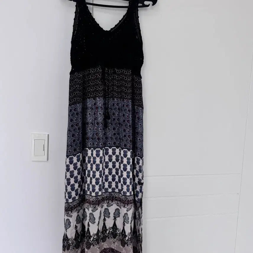 [BUNJANG] Thursday Island Crochet Maxi Dress / 써스데이아일랜드 크로셰 맥시 원피스