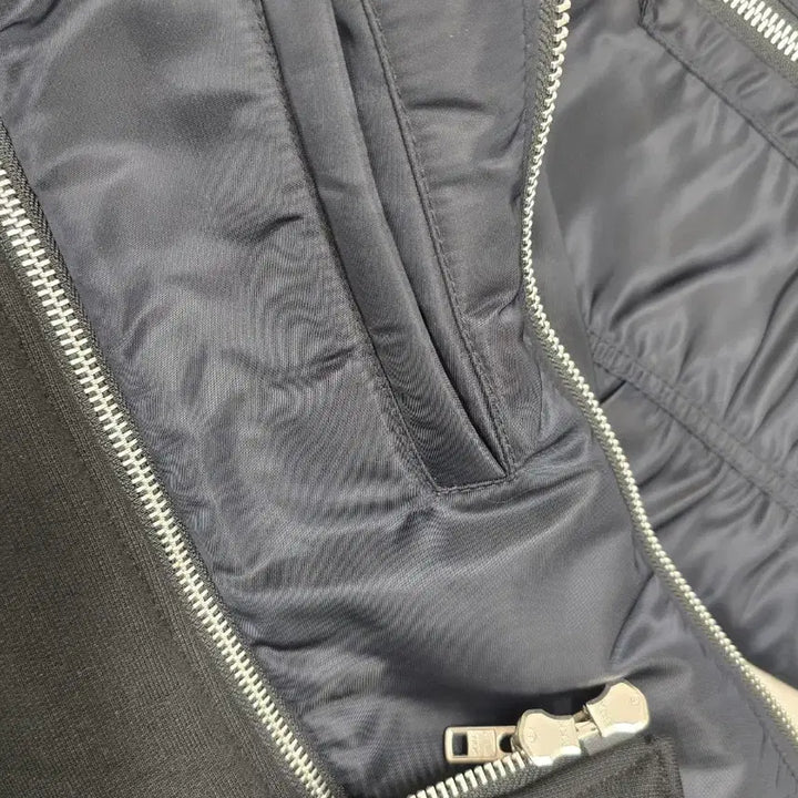 [BUNJANG] Intersection Detachable Hood MA-1 Bomber Jacket / 인터섹션 디테처블 후드 ma-1 점퍼 자켓 2사이즈