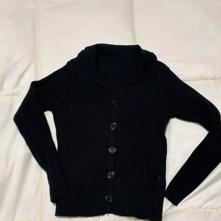 [BUNJANG] Black Knit Slim Fit Cardigan / 블랙 니트 슬림핏 가디건