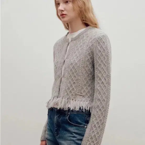 [BUNJANG] Rave Cable Tassel Knit Cardigan / 레이브 케이블 테슬 니트 02m