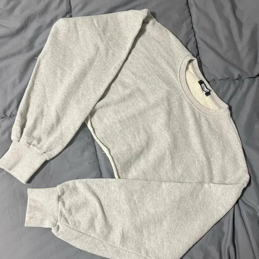 [BUNJANG] Hipnatic Cropped Sweatshirt / 히프나틱 자체제작 크롭 맨투맨