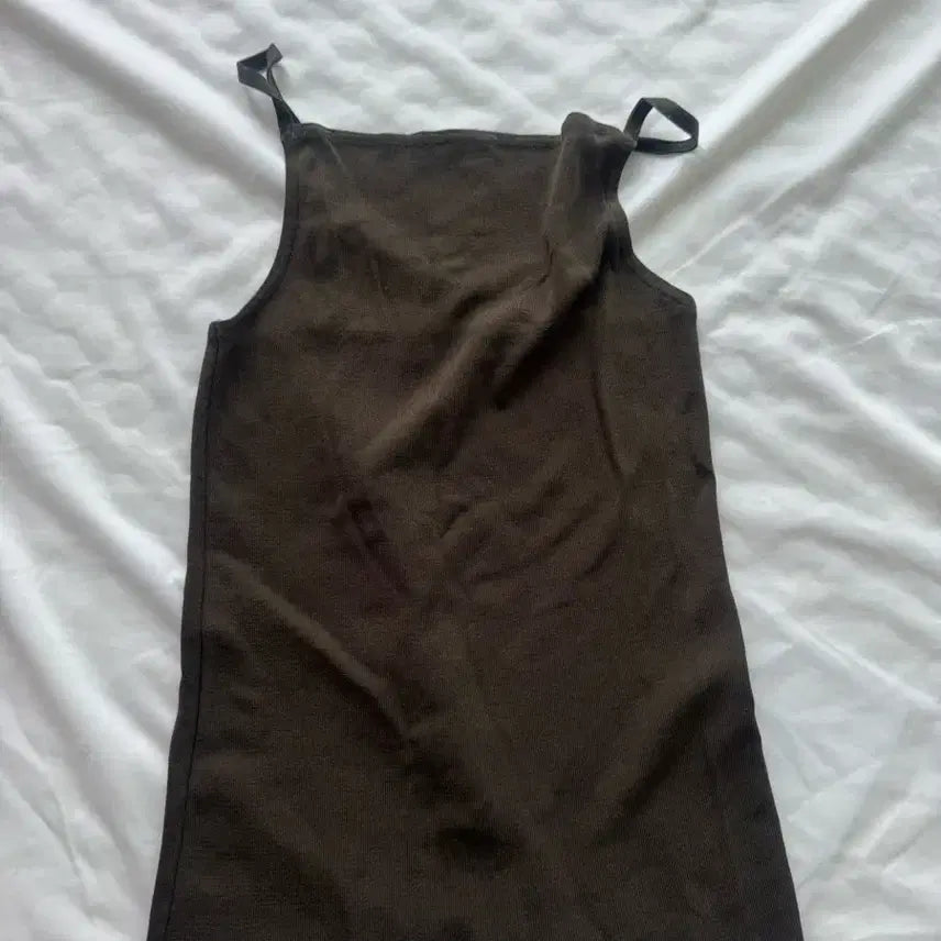 [BUNJANG] Sleeveless Cami Tank Top Set / 민소매 끈 나시 블랙/화이트 세트