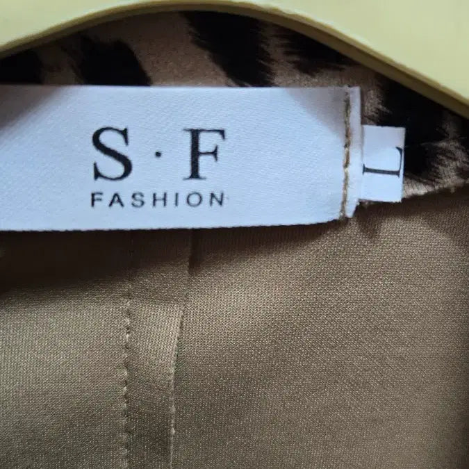 [BUNJANG] S.F 패션 레오파드 라이더 자켓L / S.F 패션 레오파드 라이더 자켓L