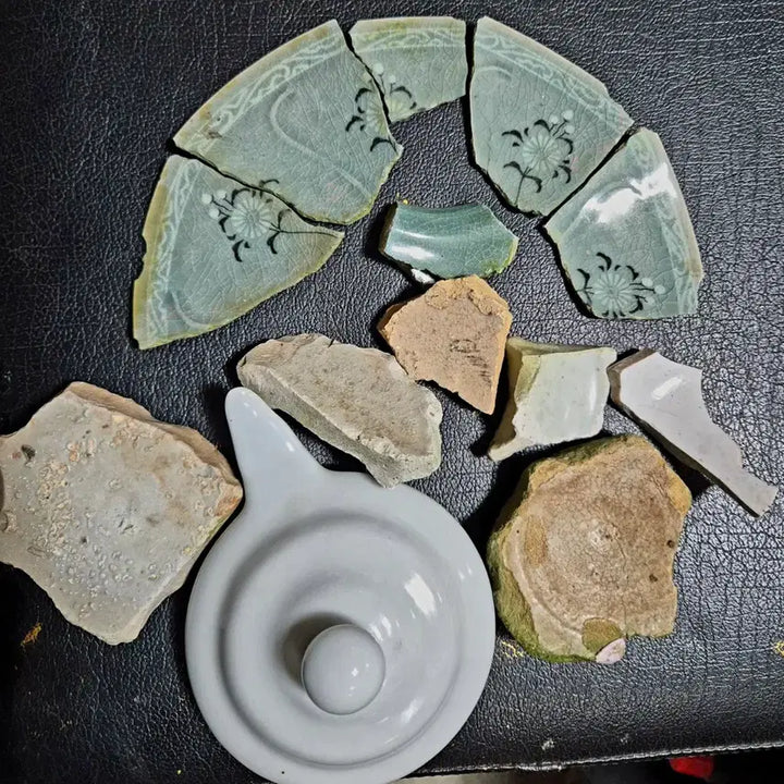 [BUNJANG] Korean Pottery Shards: Goryeo Celadon, Buncheong Ware, White Porcelain / 전남지역 고려청자.분청도자기.백자 파편 수집용 교육자료