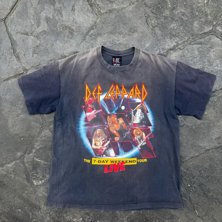 [SOLD OUT] 90s 데프레파드 투어 밴드 티셔츠