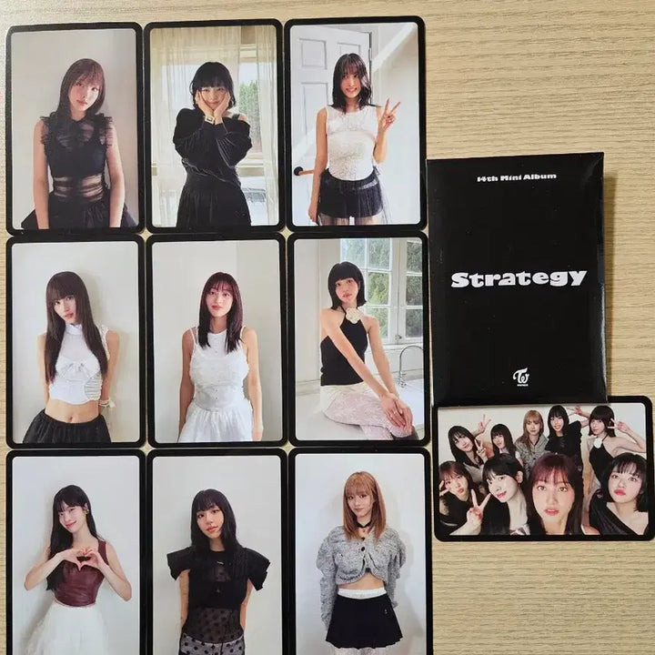 [BUNJANG] TWICE Pre-order Photocard Set 1 / 트와이스 예판포카 1세트 strategy