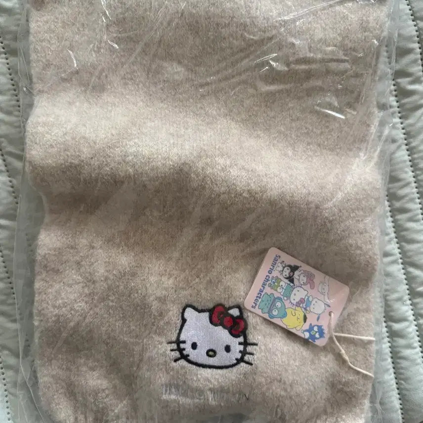 [BUNJANG] Hello Kitty Scarf / 헬로키티 목도리
