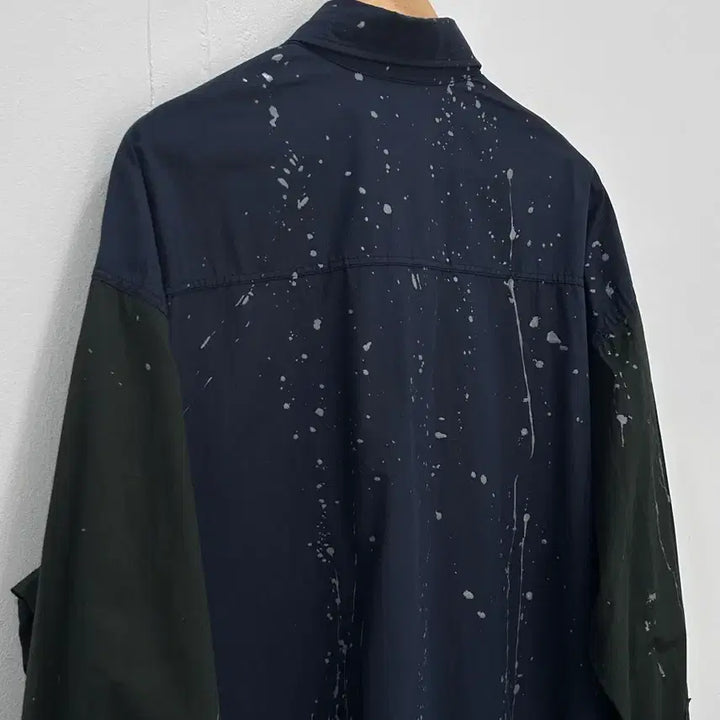 [BUNJANG] The Ilma Paint Splatter Oversized Shirt Navy Khaki / [G] 더일마 the ilma 페인트 스플래터 오버핏 셔츠 네이비카키