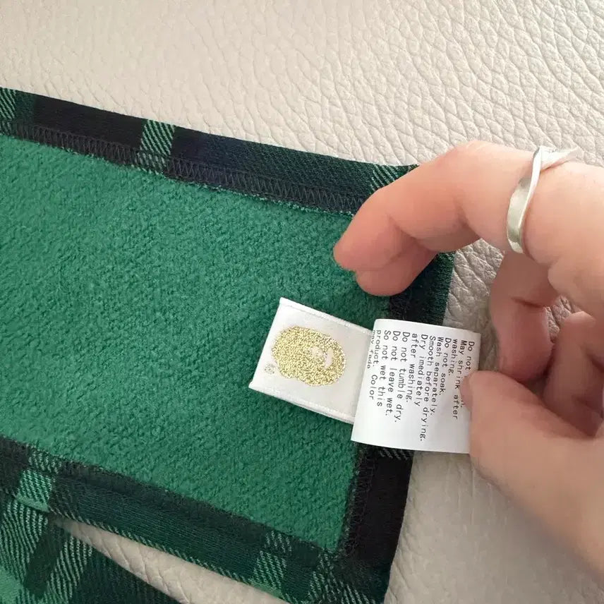 [BUNJANG] BAPE Check Muffler Green / 배이프 체크 머플러 그린 판매합니다