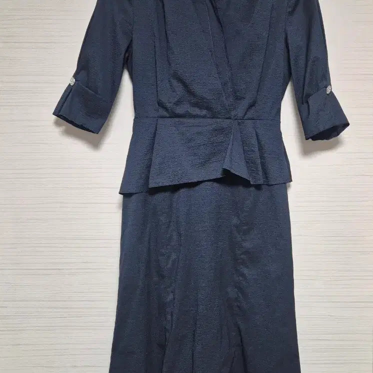 [BUNJANG] MICHAA Studio Italian Peplum Dress / 미샤(MICHAA)] 미샤 스튜디오 이태리 페플럼 원피스