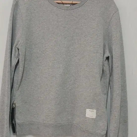 [BUNJANG] THE EDITOR Starry Embroidery Sweatshirt / THE EDITOR 더에디터 별자수맨투맨