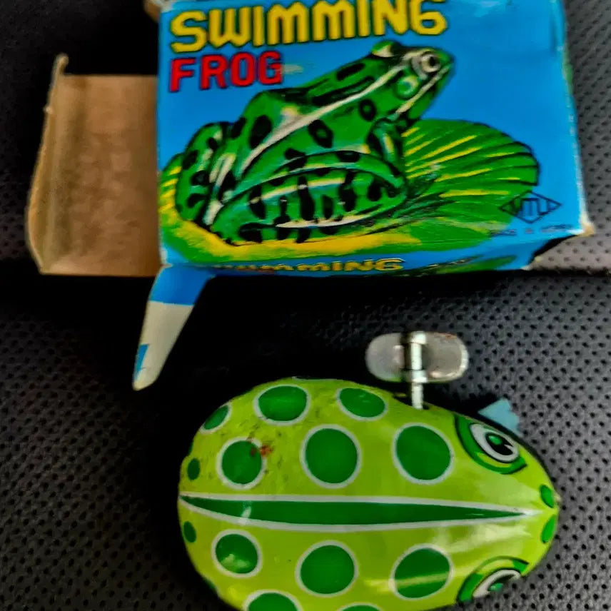 [BUNJANG] Wind-Up Swimming Frog Toy and Fighter Jet Set / 태엽식 개구리 수영 장난감외 전투기