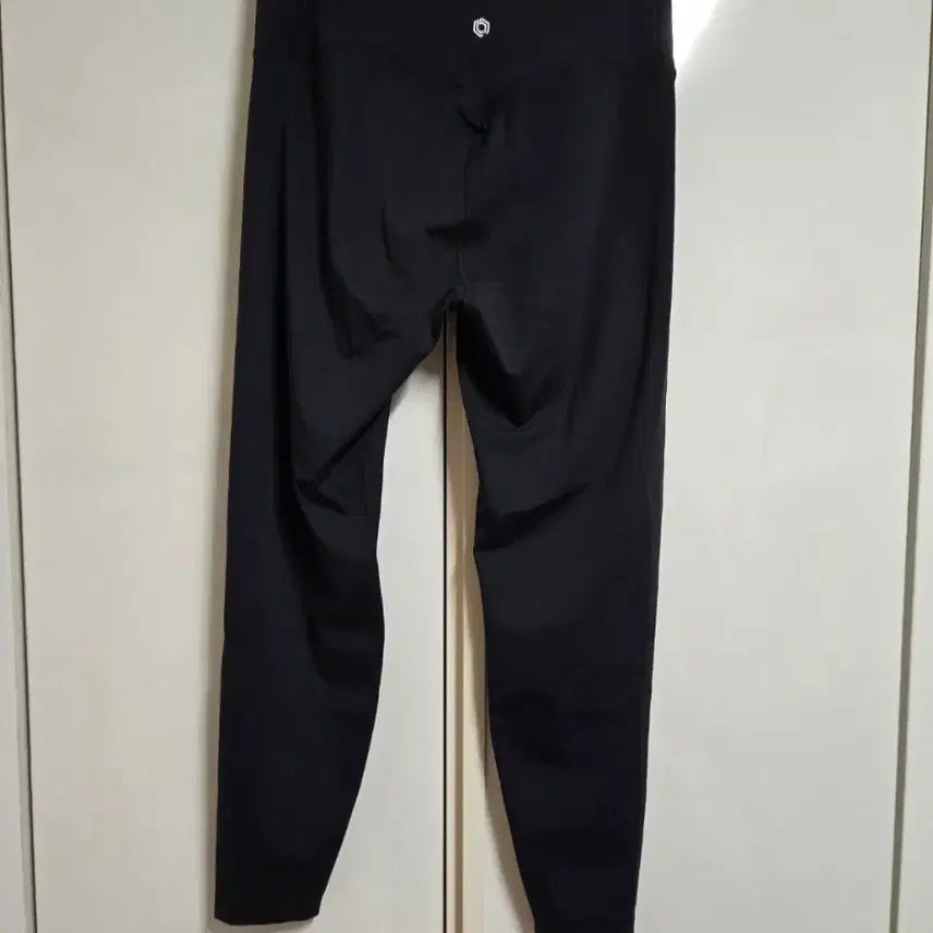 [SOLD OUT] 탑텐 밸런스 9부 레깅스 블랙 XL 새상품