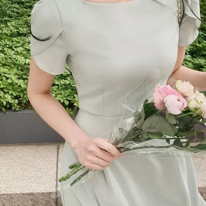[SOLD OUT] 지그재그 튤립 보트넥 핀턱 원피스 S