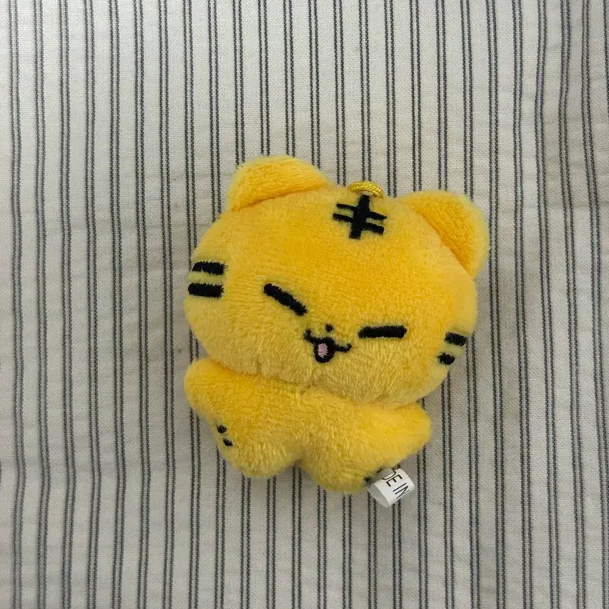 [BUNJANG] SEVENTEEN HOSHI Baby Heungssunyo Plush / 세븐틴 호시 인형 아기흥쑤뇨 양도