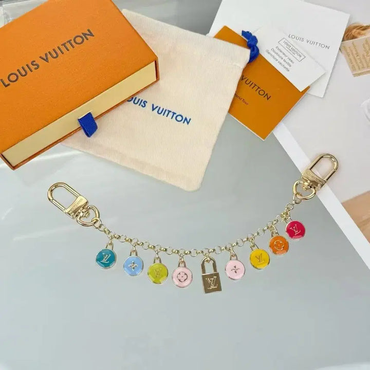[SOLD OUT] 루이비통  스프링 스트리트 키링 키홀더 차 키링 가방 액세서리