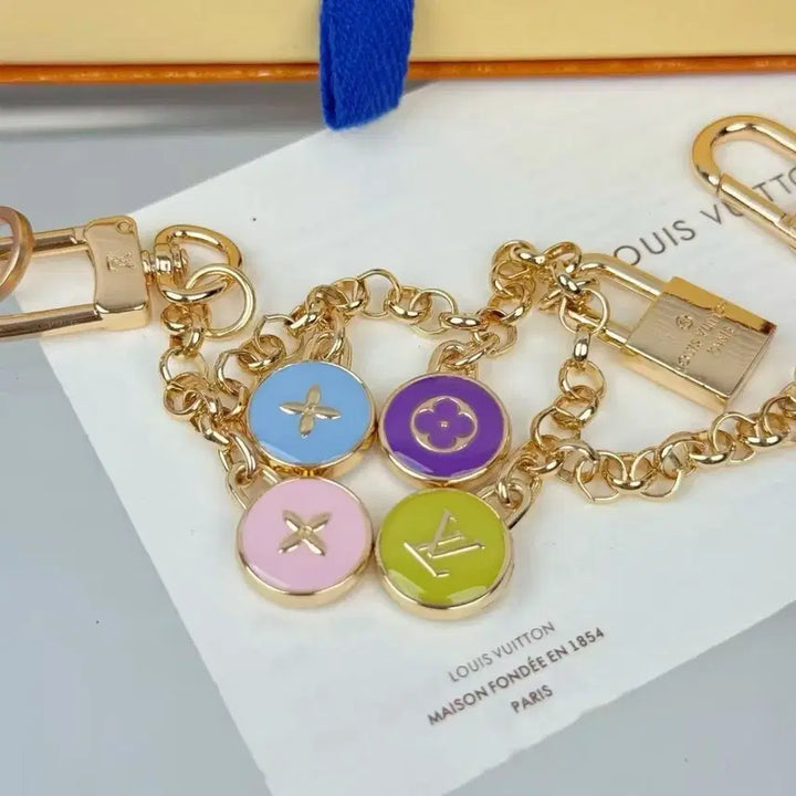 [SOLD OUT] 루이비통  스프링 스트리트 키링 키홀더 차 키링 가방 액세서리