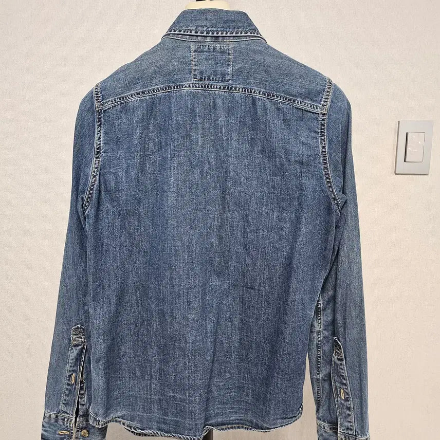 [BUNJANG] Abercrombie Denim Shirt Size S / 아베크롬비 데님 셔츠 S(95)사이즈