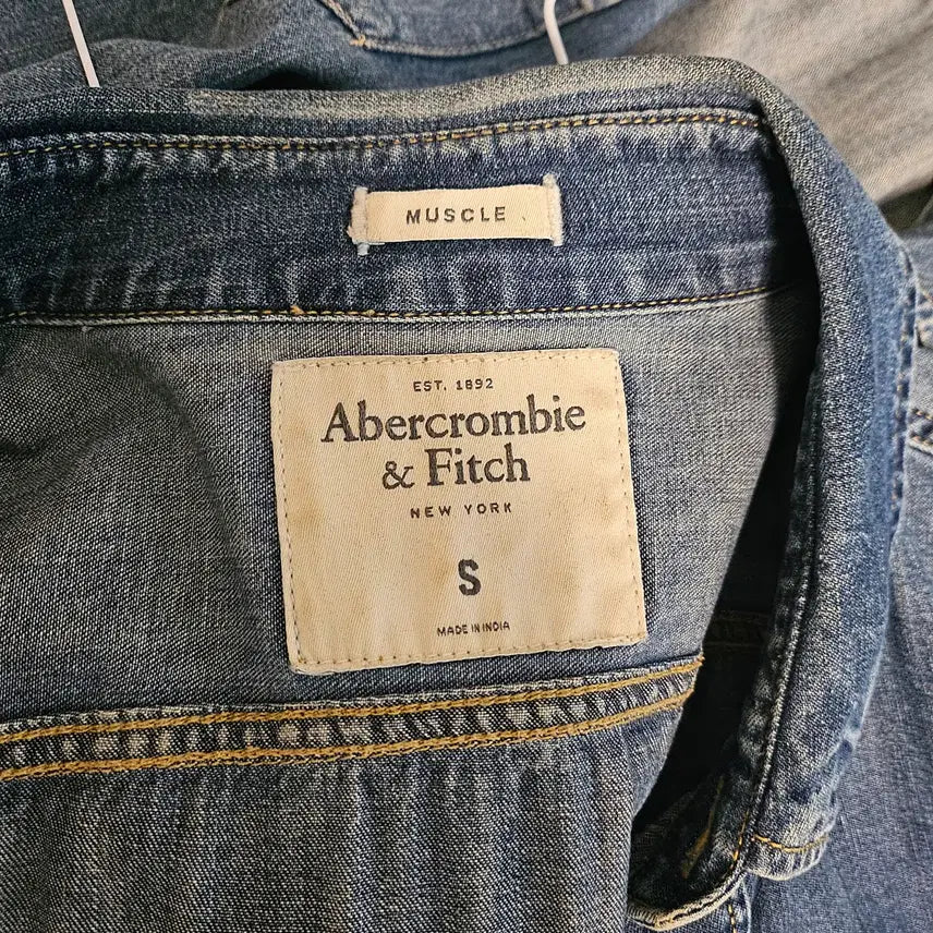 [BUNJANG] Abercrombie Denim Shirt Size S / 아베크롬비 데님 셔츠 S(95)사이즈