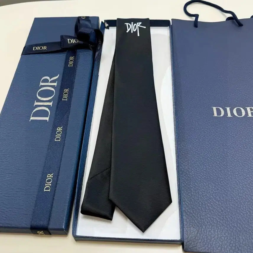[BUNJANG] Dior Logo Letter Men&