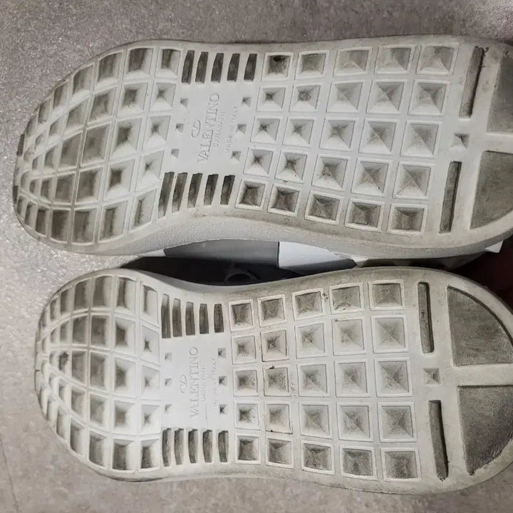 [BUNJANG] Valentino Hidden Silver Sneakers / 발렌티노 히든 실버39