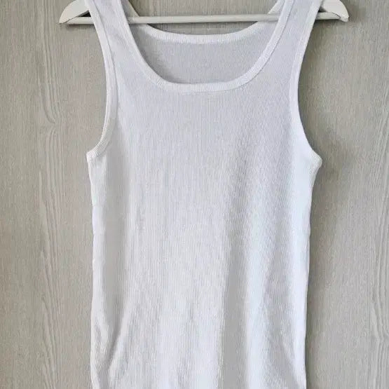 [BUNJANG] White Square Neck Sleeveless Top (Size 77) / (완료 소이지님 2장)   77 망고나시 스퀘어넥