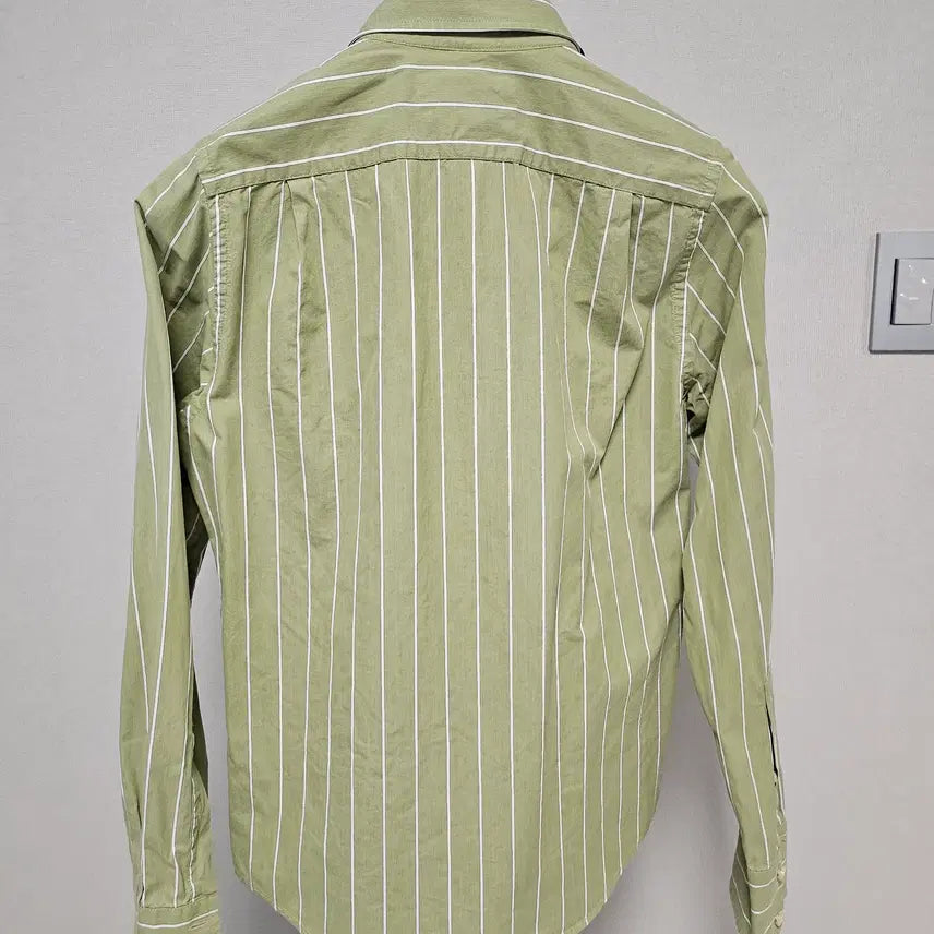 [BUNJANG] Abercrombie &amp; Fitch Striped Shirt Size S / 아베크롬비 스트라이프 셔츠 S(95)사이즈