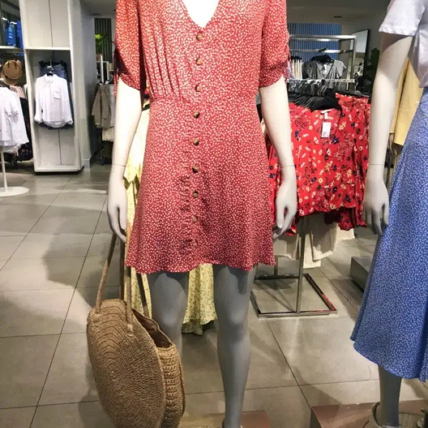 [SOLD OUT] [옷정리] H&amp;M / 레드 플라워 프린트 셔츠 원피스 / eur32