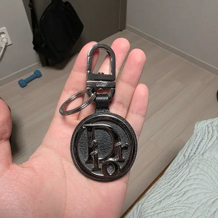 [BUNJANG] Dior Keyring Case Included / 디올 (Dior) 키링 케이스/상자 포함