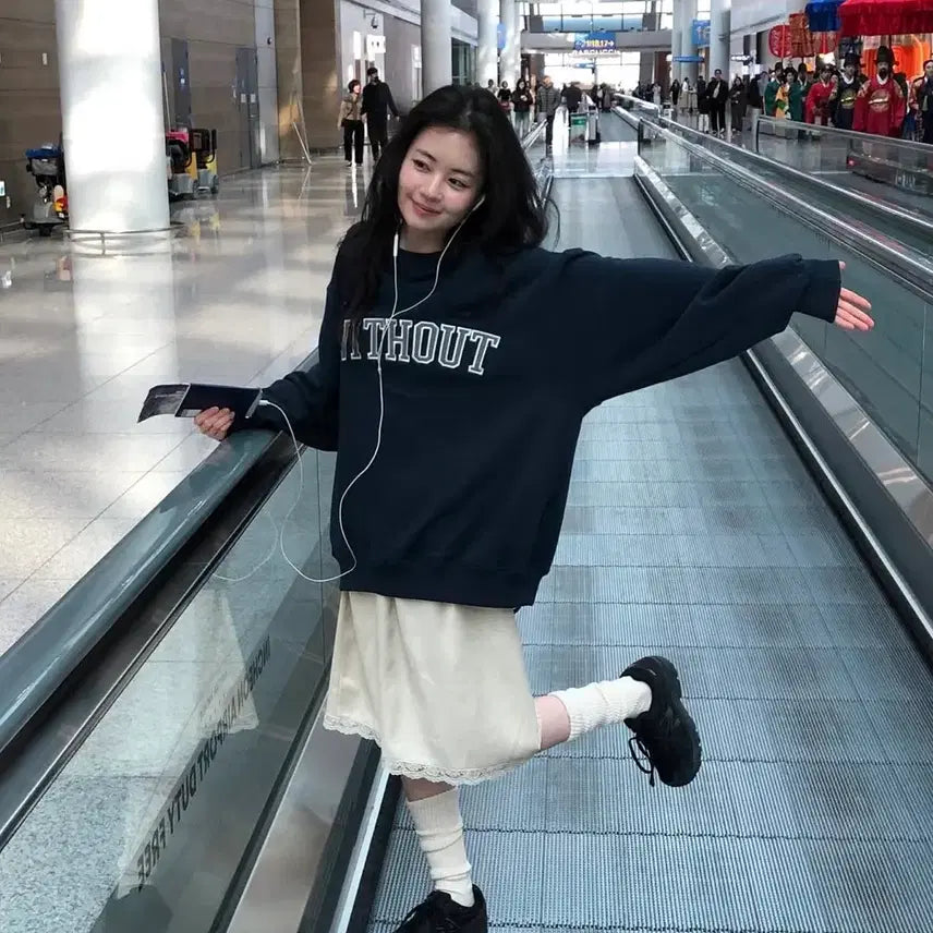 [BUNJANG] Without Summer Oversized Sweatshirt Navy / 오늘만 이가격 새상품 위드아웃썸머 스웻셔츠 맨투맨 네이비 free