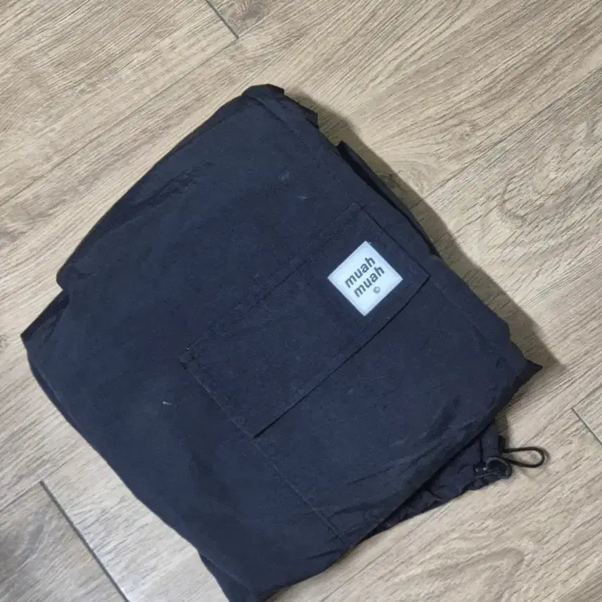 [BUNJANG] MUAUMUA Cool Cargo Jogger Pants (Black) / 무아무아 쿨 카고 조거 팬츠 (블랙)