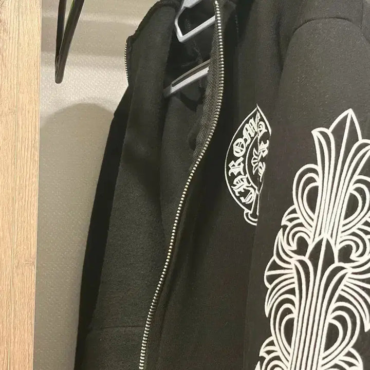 [BUNJANG] Chrome Hearts Black Zip-up Hoodie / 크롬하츠 블랙 집업 후드티 오늘만 이 가격