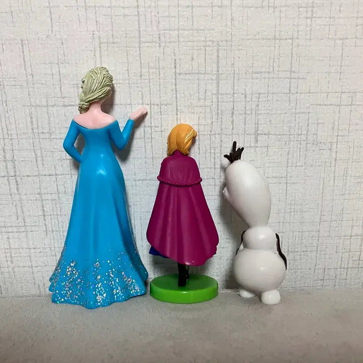 [BUNJANG] Frozen Elsa, Anna, and Olaf Figure Set / 겨울왕국 피규어 세트