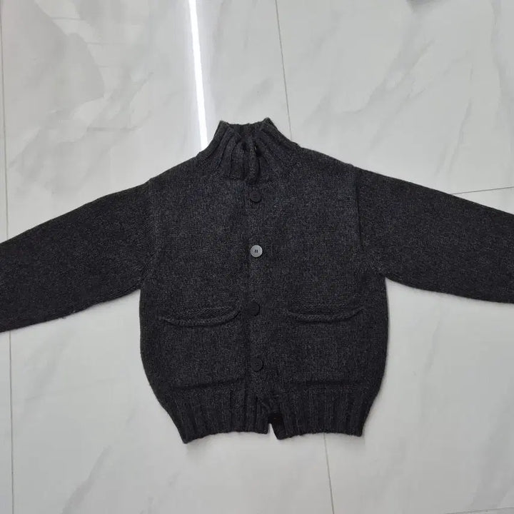 [BUNJANG] Nothing Written Charcoal Cardigan / 낫띵리튼 가디건 차콜
