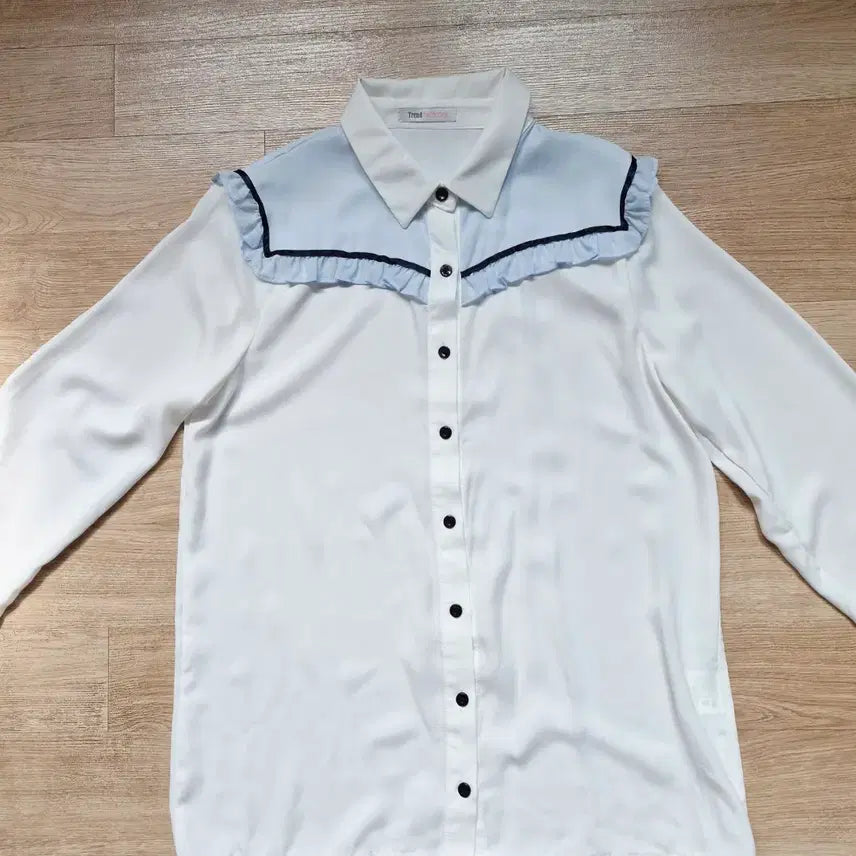 [BUNJANG] Bundle Set: 2 White Long-Sleeve Blouses / (새상품)흰색 긴팔 블라우스 2개 일괄판매