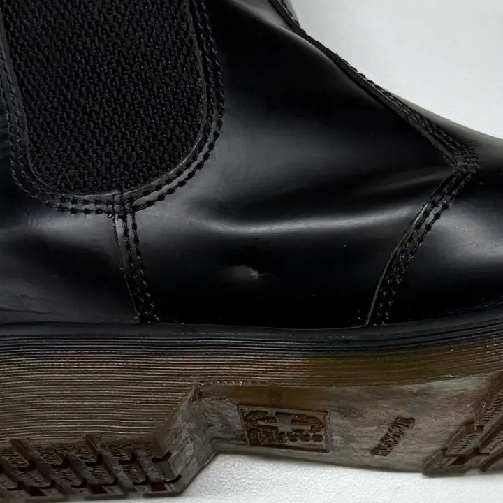 [BUNJANG] Dr. Martens 2976 Chelsea Boots Black / 닥터마틴 2976 첼시부츠 블랙 UK8 (270)