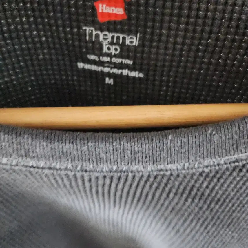 [SOLD OUT] (새상품) 헤인즈X디스이즈네버댓 써멀 롱 슬리브 크루 넥 차콜M