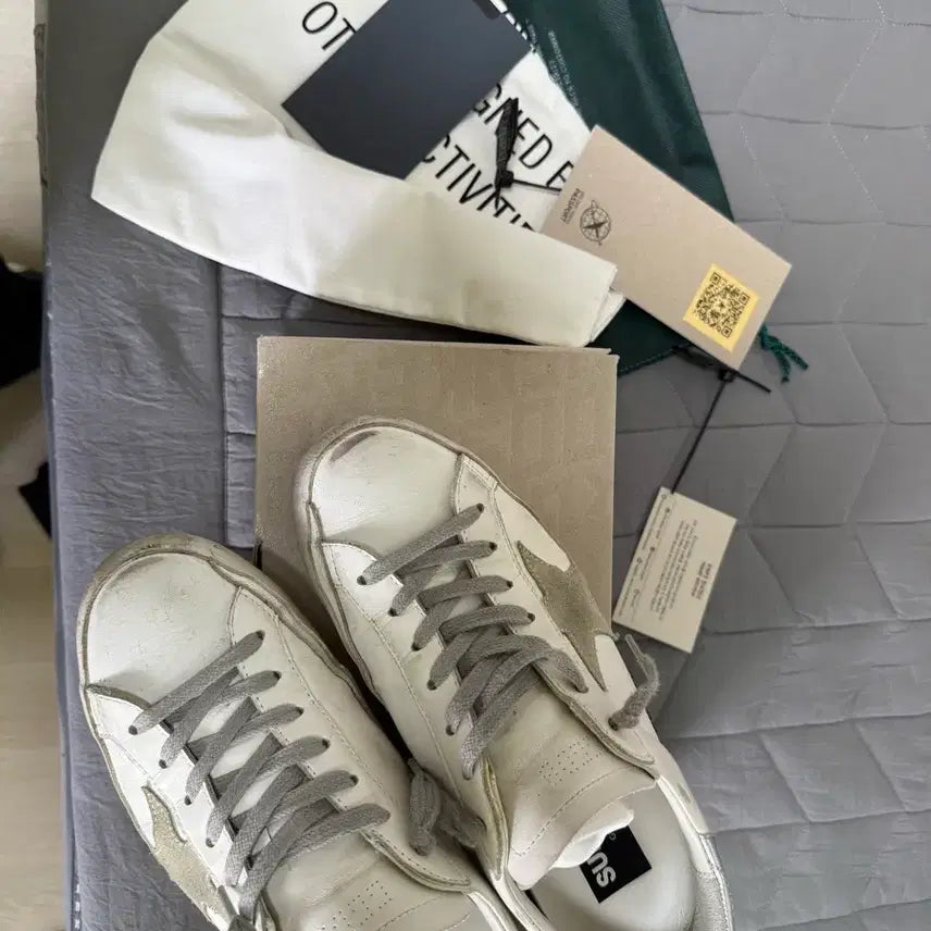 [BUNJANG] Golden Goose Superstar White Silver Tab Sneakers - Size 40 / 골든구스 슈퍼스타 화이트 실버탭 40 밑창보강 완료