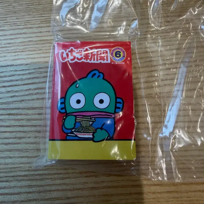[BUNJANG] Sanrio Ichigo Shimbun 50th Anniversary Hangyodon Mini Notebook Gacha / 산리오 이치고 신문 50주년 미니 노트 가챠 한교동