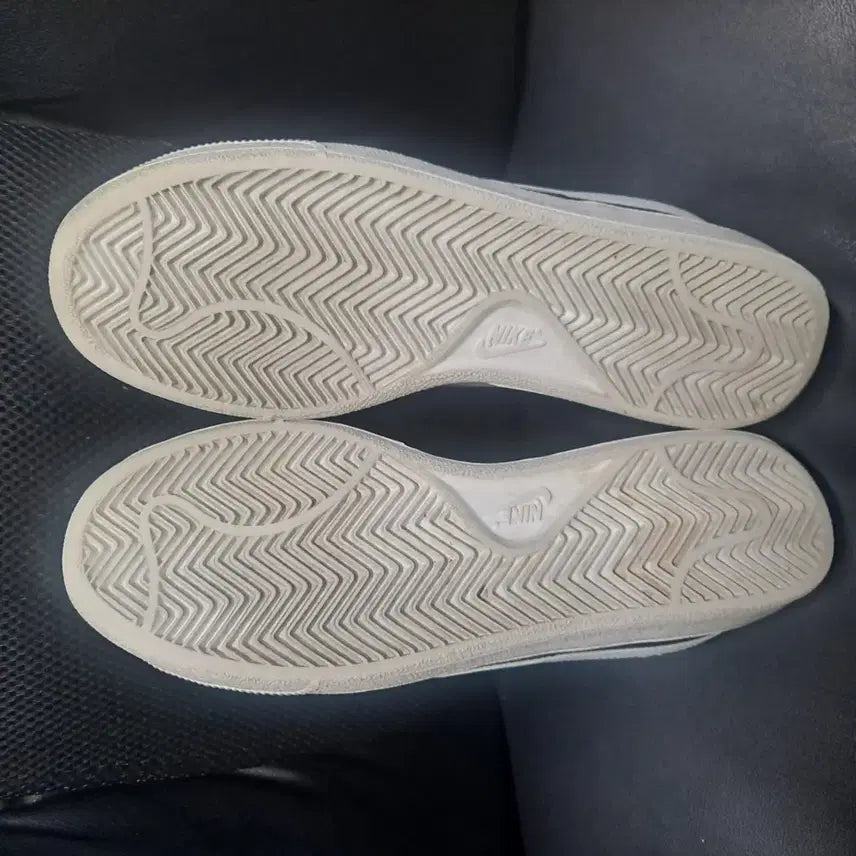 [BUNJANG] Nike Court Royale Sneakers / 나이키 코트 로얄 스니커즈