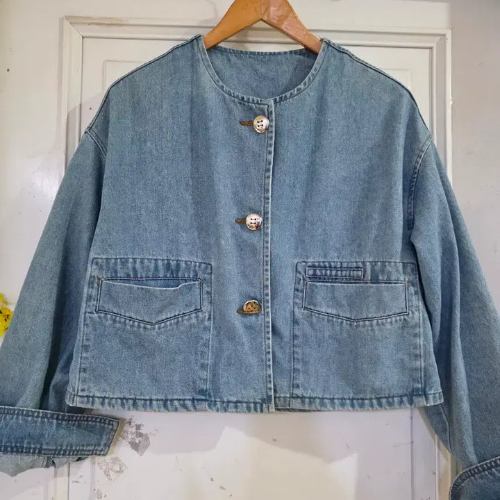 [SOLD OUT] 봄  요즘유행하는  디자인이쁜 청자켓  가슴단면56