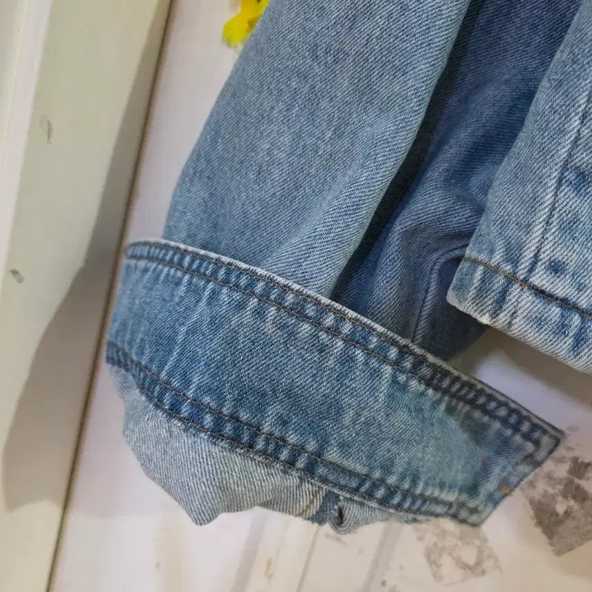 [SOLD OUT] 봄  요즘유행하는  디자인이쁜 청자켓  가슴단면56