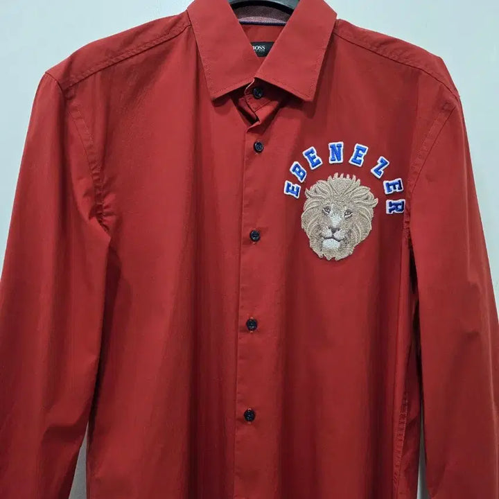 [BUNJANG] Hugo Boss Lion Embroidery Shirt (M) / 휴고보스 라이언 자수 셔츠(M)