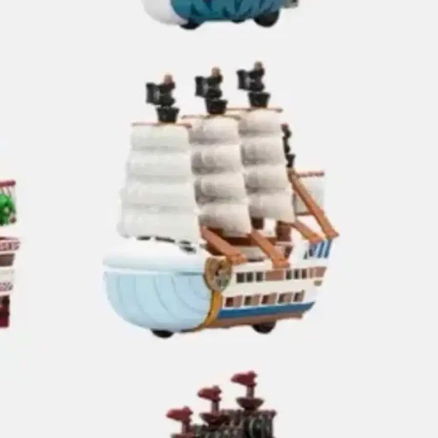 [BUNJANG] One Piece POP MART Moby Dick Pirate Ship Figure / 원피스 팝마트 모비딕호 해적선 피규어