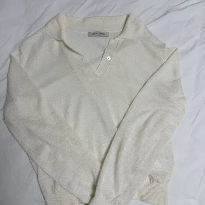 [SOLD OUT] 낫띵리튼 carrel 카라 니트
