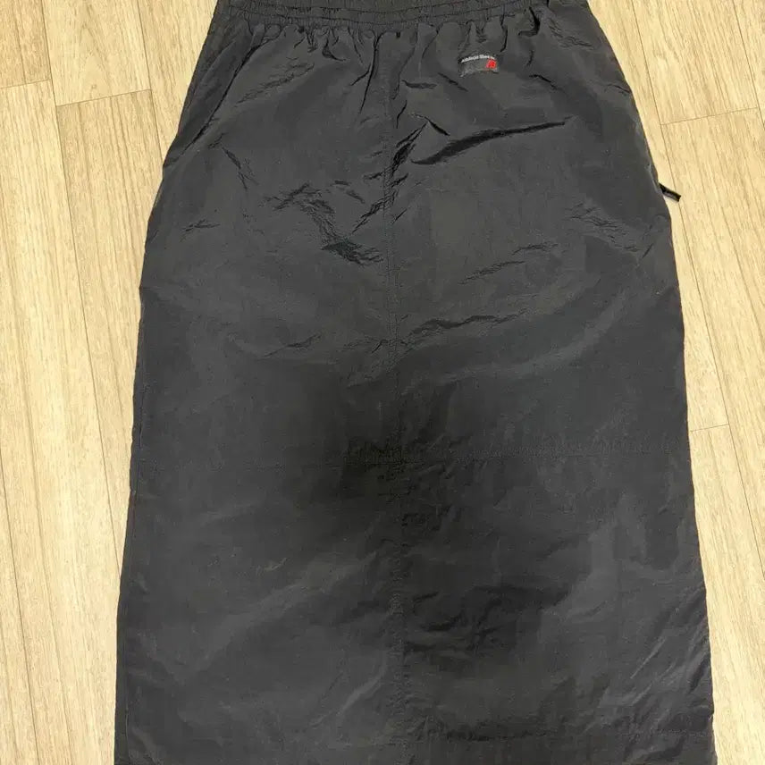 [SOLD OUT] 뉴발란스 블랙 롱치마