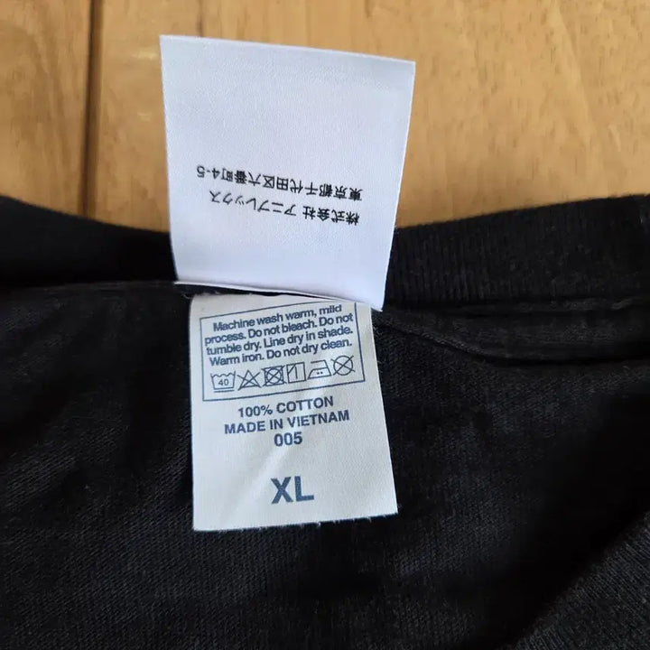 [SOLD OUT] XL 봇치더락 결속밴드 티셔츠 189