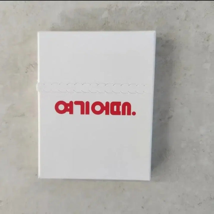 [BUNJANG] G-DRAGON Here We Go Limited Edition B Type POB Photocard / mama여기어때 G-DRAGON 지드래곤 포토카드 여권사진 b타입 미개봉