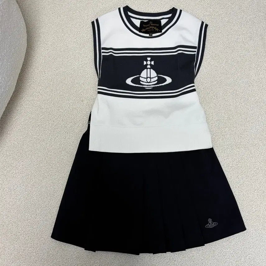 [SOLD OUT] 정품 비비안웨스트우드 니트 베스트 골프웨어