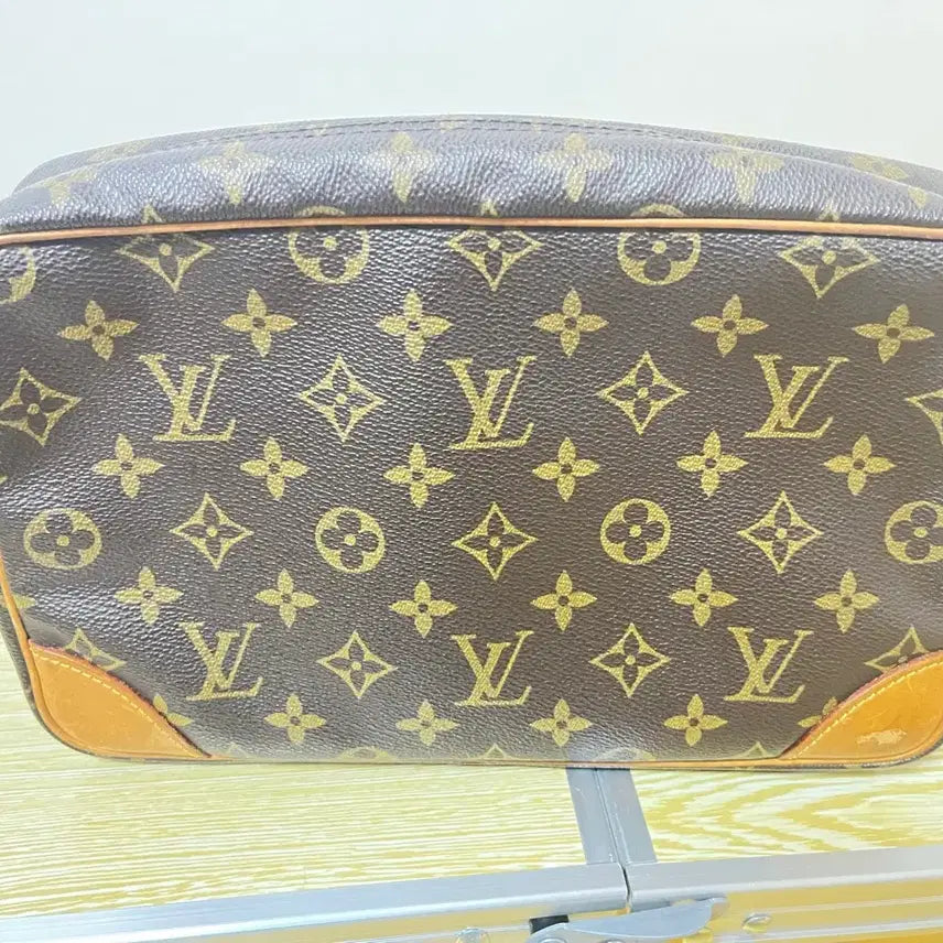 [BUNJANG] Louis Vuitton Monogram Pouch &amp; Clutch / 정품 루이비통모노그램가방